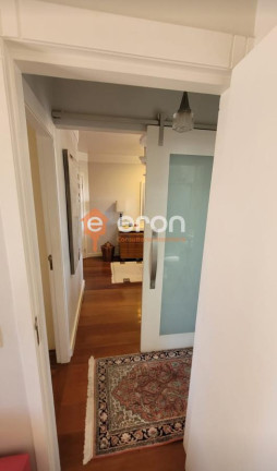 Imagem Apartamento com 3 Quartos à Venda, 220 m²