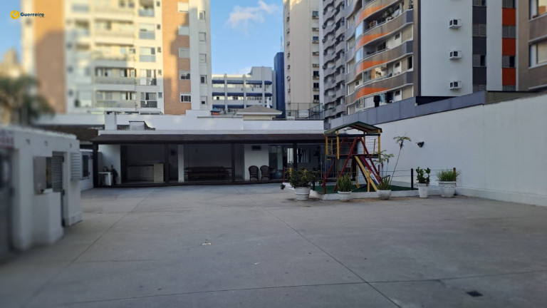 Imagem Apartamento com 3 Quartos à Venda, 121 m² em Centro - Florianópolis Imagem Apartamento com 3 Quartos à Venda, 121 m² em Centro - Florianópolis