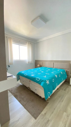 Imagem Apartamento com 3 Quartos à Venda, 130 m² em Centro - Balneário Camboriú Imagem Apartamento com 3 Quartos à Venda, 130 m² em Centro - Balneário Camboriú