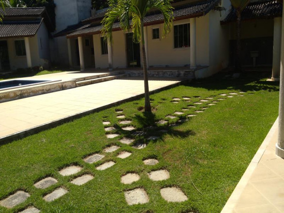 Imagem Casa com 7 Quartos à Venda, 800 m² em Portão - Lauro De Freitas Imagem Casa com 7 Quartos à Venda, 800 m² em Portão - Lauro De Freitas