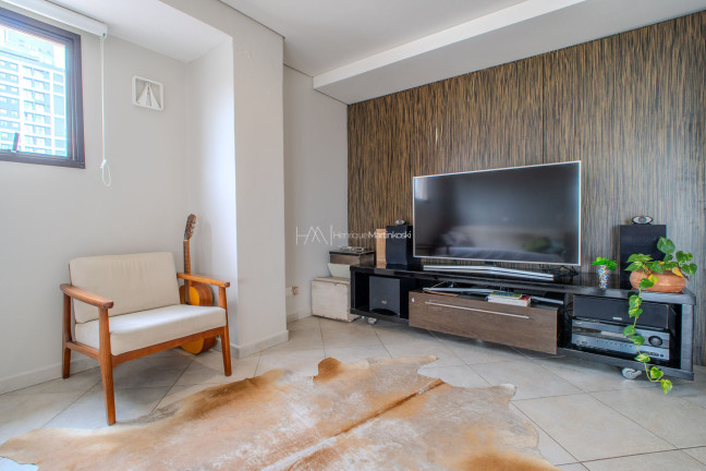 Imagem Apartamento com 3 Quartos à Venda, 204 m² em água Verde - Curitiba Imagem Apartamento com 3 Quartos à Venda, 204 m² em água Verde - Curitiba