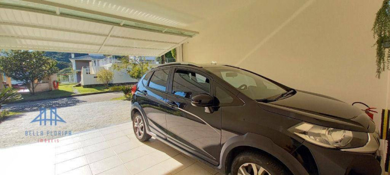 Imagem Casa com 4 Quartos à Venda, 340 m² em Córrego Grande - Florianópolis