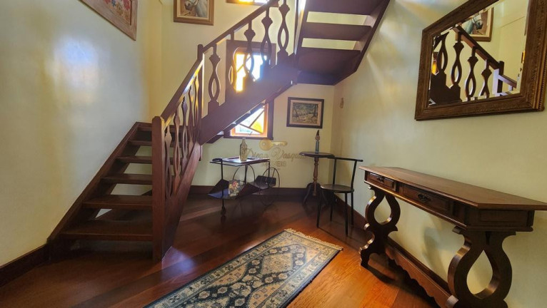 Imagem Casa com 3 Quartos à Venda, 450 m² em Golfe - Teresópolis Imagem Casa com 3 Quartos à Venda, 450 m² em Golfe - Teresópolis