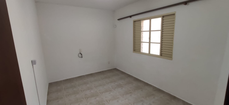 Imagem Casa com 3 Quartos à Venda, 180 m² em Jardim Satélite - São José Dos Campos Imagem Casa com 3 Quartos à Venda, 180 m² em Jardim Satélite - São José Dos Campos