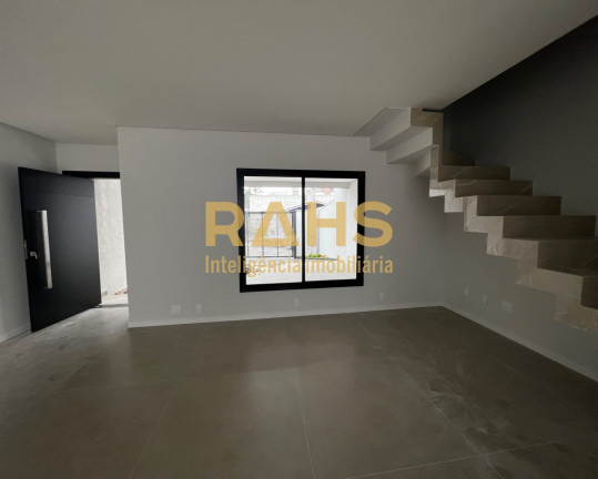 Imagem Casa com 3 Quartos à Venda, 150 m² em América - Joinville Imagem Casa com 3 Quartos à Venda, 150 m² em América - Joinville