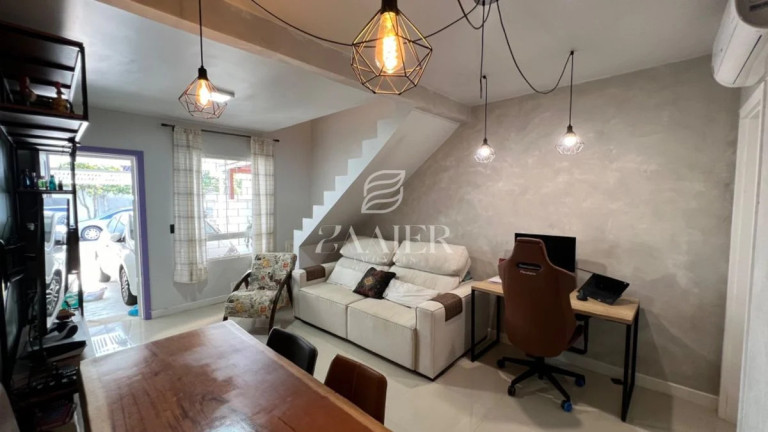 Casa com 2 Quartos à Venda, 70 m² em Guanabara - Joinville