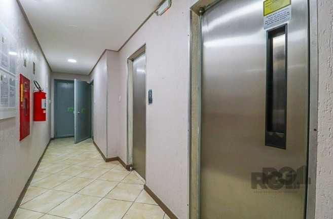 Imagem Apartamento com 1 Quarto à Venda, 45 m² em Centro Histórico - Porto Alegre Imagem Apartamento com 1 Quarto à Venda, 45 m² em Centro Histórico - Porto Alegre