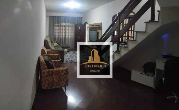 Imagem Sobrado com 3 Quartos à Venda, 98 m² em Residencial União - São José Dos Campos Imagem Sobrado com 3 Quartos à Venda, 98 m² em Residencial União - São José Dos Campos