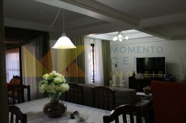 Imagem Casa com 5 Quartos à Venda, 350 m² em água Verde - Blumenau