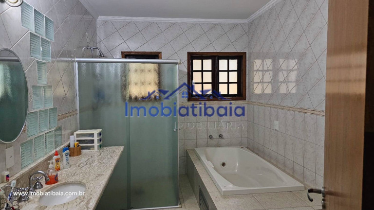 Imagem Chácara com 4 Quartos à Venda, 680 m² em Centro - Piracaia