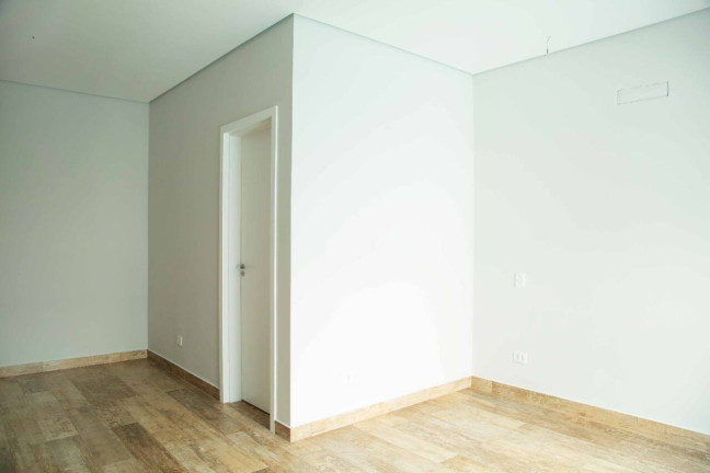 Imagem Casa com 3 Quartos à Venda, 247 m² em Tamboré - Santana De Parnaíba Imagem Casa com 3 Quartos à Venda, 247 m² em Tamboré - Santana De Parnaíba