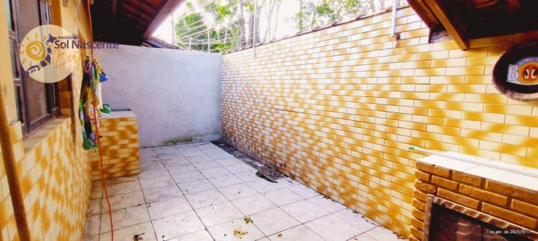 Imagem Casa de Vila com 1 Quarto à Venda, 101 m² em Indaiá - Bertioga Imagem Casa de Vila com 1 Quarto à Venda, 101 m² em Indaiá - Bertioga