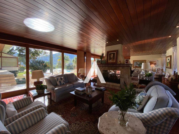 Imagem Casa com 8 Quartos à Venda, 1.776 m² em Albuquerque - Teresópolis Imagem Casa com 8 Quartos à Venda, 1.776 m² em Albuquerque - Teresópolis