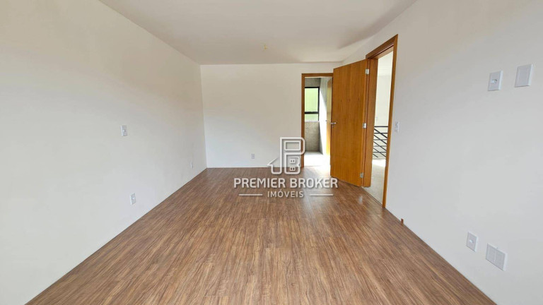 Imagem Cobertura com 3 Quartos à Venda, 135 m² em Bom Retiro - Teresópolis Imagem Cobertura com 3 Quartos à Venda, 135 m² em Bom Retiro - Teresópolis