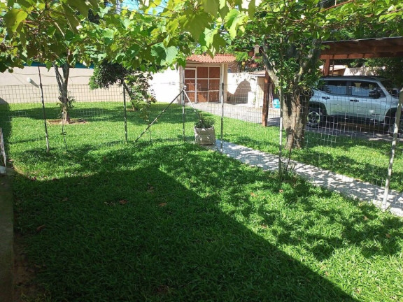 Imagem Casa com 3 Quartos à Venda, 160 m² em Rio Vermelho - Florianópolis Imagem Casa com 3 Quartos à Venda, 160 m² em Rio Vermelho - Florianópolis
