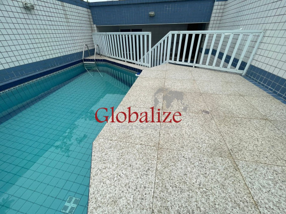 Casa com 3 Quartos à Venda, 330 m² em Embaré - Santos