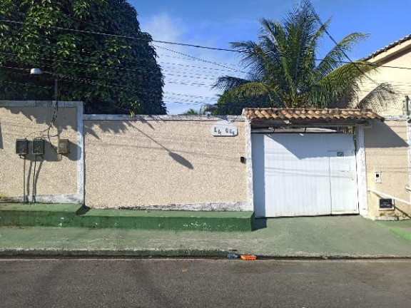 Casa com 2 Quartos à Venda, 1.147 m² em Laranjal - Sao Goncalo