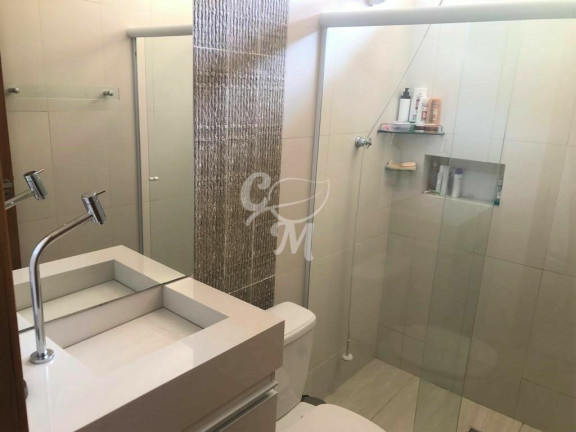 Imagem Imóvel com 2 Quartos à Venda, 622 m² em Roseira - Jundiaí Imagem Imóvel com 2 Quartos à Venda, 622 m² em Roseira - Jundiaí
