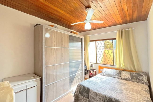 Imagem Casa com 2 Quartos à Venda, 101 m² em Vila Nova - Porto Alegre Imagem Casa com 2 Quartos à Venda, 101 m² em Vila Nova - Porto Alegre