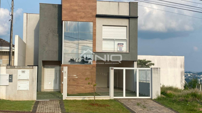 Imagem Casa com 3 Quartos à Venda, 190 m² em Fraron - Pato Branco Imagem Casa com 3 Quartos à Venda, 190 m² em Fraron - Pato Branco