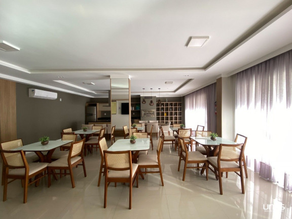 Imagem Apartamento com 2 Quartos à Venda, 64 m² em Estreito - Florianópolis