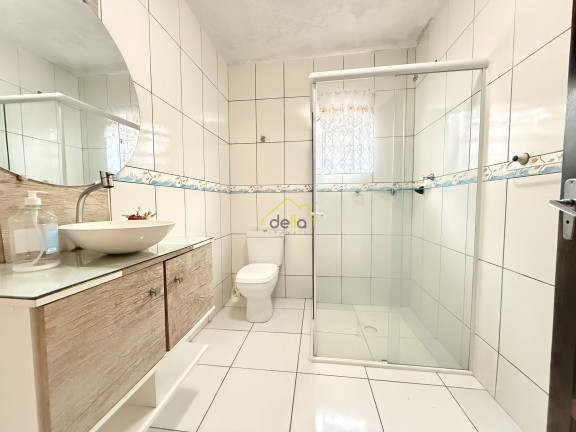 Imagem Casa com 3 Quartos à Venda, 183 m² em Iririú - Joinville Imagem Casa com 3 Quartos à Venda, 183 m² em Iririú - Joinville