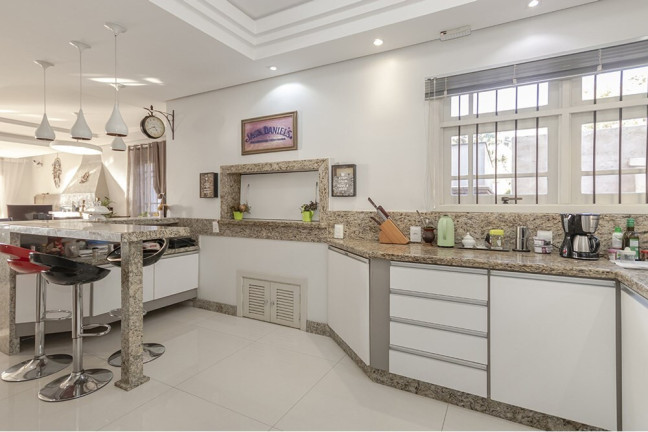 Imagem Casa com 3 Quartos à Venda, em Espírito Santo - Porto Alegre Imagem Casa com 3 Quartos à Venda, em Espírito Santo - Porto Alegre