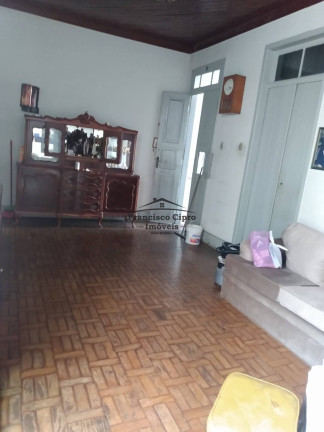 Casa com 4 Quartos à Venda, 156 m² em Centro - Guaratinguetá