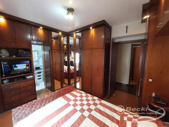 Imagem Apartamento com 3 Quartos à Venda, 125 m² em América - Joinville