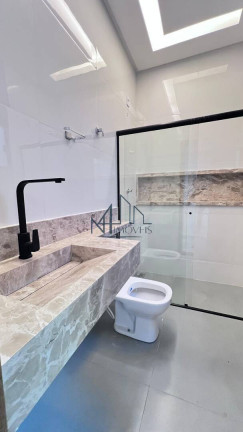 Imagem Casa com 3 Quartos à Venda, 225 m² em Setor Santos Dumont - Goiânia Imagem Casa com 3 Quartos à Venda, 225 m² em Setor Santos Dumont - Goiânia