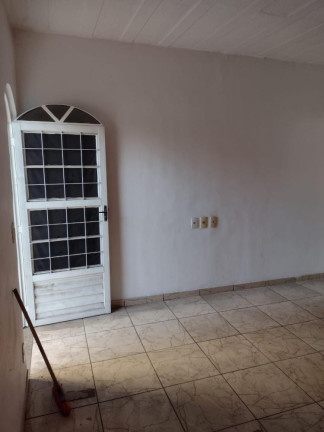 Imagem Imóvel com 2 Quartos para Alugar, 25 m² em Inhoaíba - Rio De Janeiro Imagem Imóvel com 2 Quartos para Alugar, 25 m² em Inhoaíba - Rio De Janeiro