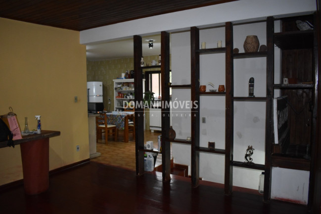 Imagem Casa com 4 Quartos à Venda, 360 m² em Região Do Alto Da Boa Vista - Campos Do Jordão Imagem Casa com 4 Quartos à Venda, 360 m² em Região Do Alto Da Boa Vista - Campos Do Jordão