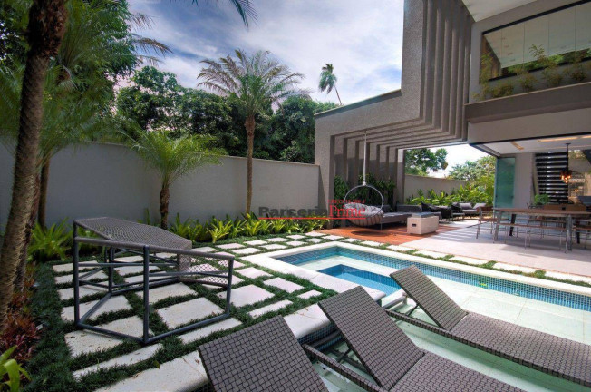 Imagem Casa com 6 Quartos à Venda, 470 m² em Riviera Módulo 12 - Bertioga Imagem Casa com 6 Quartos à Venda, 470 m² em Riviera Módulo 12 - Bertioga
