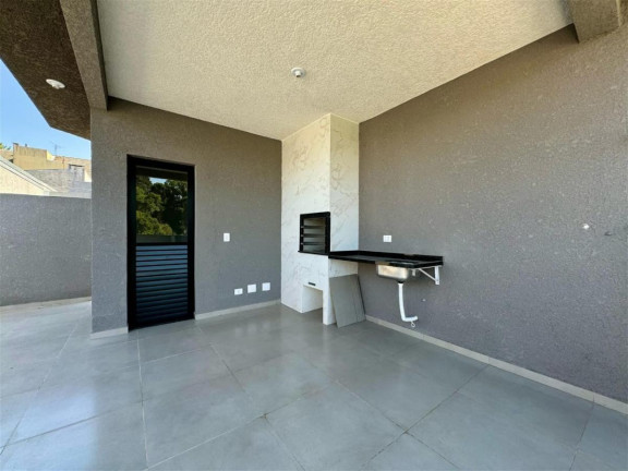Imagem Sobrado com 3 Quartos à Venda, 126 m² em Uberaba - Curitiba