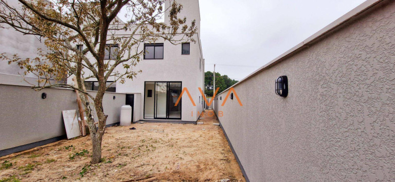 Imagem Casa com 3 Quartos à Venda, 115 m² em Rio Vermelho - Florianópolis Imagem Casa com 3 Quartos à Venda, 115 m² em Rio Vermelho - Florianópolis