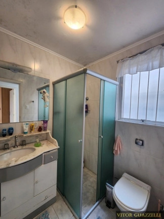 Imagem Imóvel com 2 Quartos à Venda, em Rio Branco - Porto Alegre Imagem Imóvel com 2 Quartos à Venda, em Rio Branco - Porto Alegre