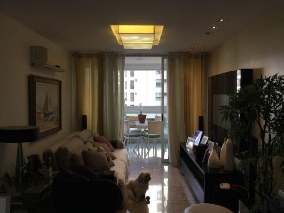 Imagem Imóvel com 3 Quartos à Venda, 118 m² em Icaraí - Niterói Imagem Imóvel com 3 Quartos à Venda, 118 m² em Icaraí - Niterói