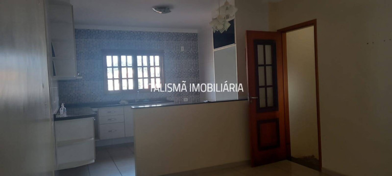 Sobrado com 3 Quartos à Venda, 120 m² em Jardim Santa Terezinha - Taboão Da Serra