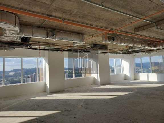 Sala Comercial à Venda, 256 m² em Alphaville - Barueri