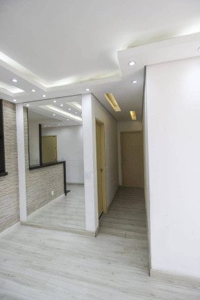 Imagem Apartamento com 3 Quartos à Venda, 69 m² em Jardim Tupanci - Barueri