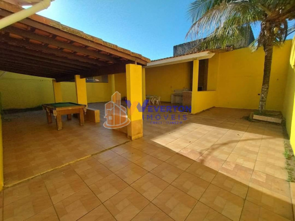 Imagem Casa com 3 Quartos à Venda, em Itaguai - Mongaguá Imagem Casa com 3 Quartos à Venda, em Itaguai - Mongaguá