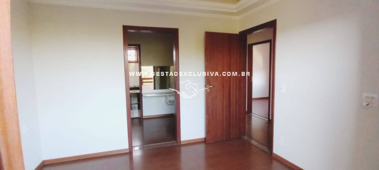 Imagem Casa com 3 Quartos à Venda, 276 m² em Jardim Salessi - Itatiba Imagem Casa com 3 Quartos à Venda, 276 m² em Jardim Salessi - Itatiba