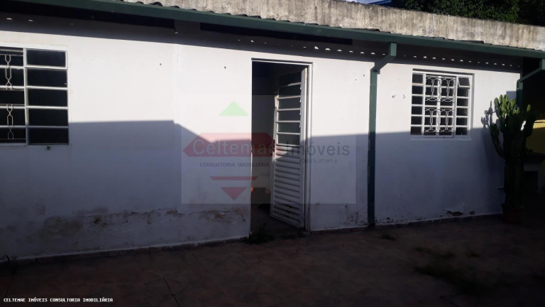 Imagem Casa com 5 Quartos à Venda, 200 m² em Jardim Humaita - Taubaté Imagem Casa com 5 Quartos à Venda, 200 m² em Jardim Humaita - Taubaté