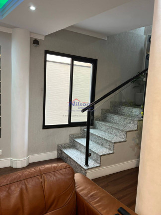 Imagem Casa com 3 Quartos à Venda,  em Jardim Bom Clima - Guarulhos