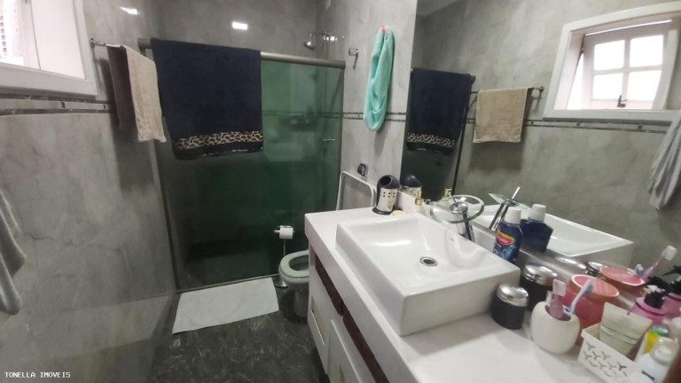 Imagem Casa com 3 Quartos à Venda, 300 m² em Rochdale - Osasco