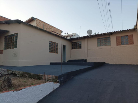 Imagem Casa com 2 Quartos à Venda, 80 m² em Colina Verde - Avaré