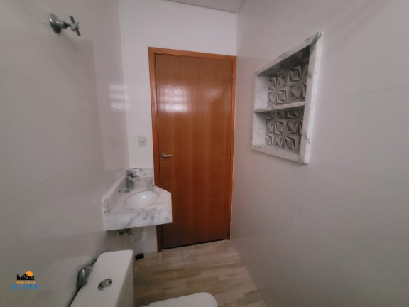 Imagem Casa com 3 Quartos à Venda, em Embaré - Santos Imagem Casa com 3 Quartos à Venda, em Embaré - Santos