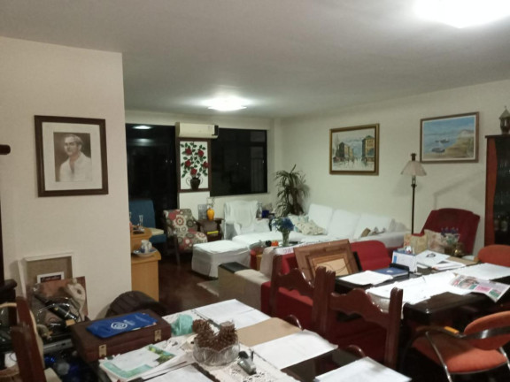 Imagem Apartamento com 3 Quartos à Venda, 150 m² em Laranjeiras - Rio De Janeiro Imagem Apartamento com 3 Quartos à Venda, 150 m² em Laranjeiras - Rio De Janeiro