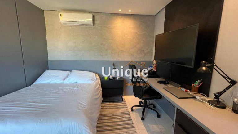 Imagem Casa com 4 Quartos à Venda, 180 m² em Ferradura - Armação Dos Búzios Imagem Casa com 4 Quartos à Venda, 180 m² em Ferradura - Armação Dos Búzios