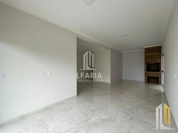 Imagem Casa com 3 Quartos à Venda, 90 m² em Diamantina - Itapoá Imagem Casa com 3 Quartos à Venda, 90 m² em Diamantina - Itapoá